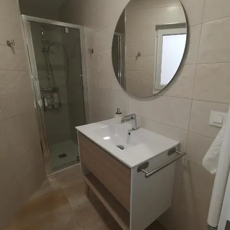 Casa Elisa 2 * Leão